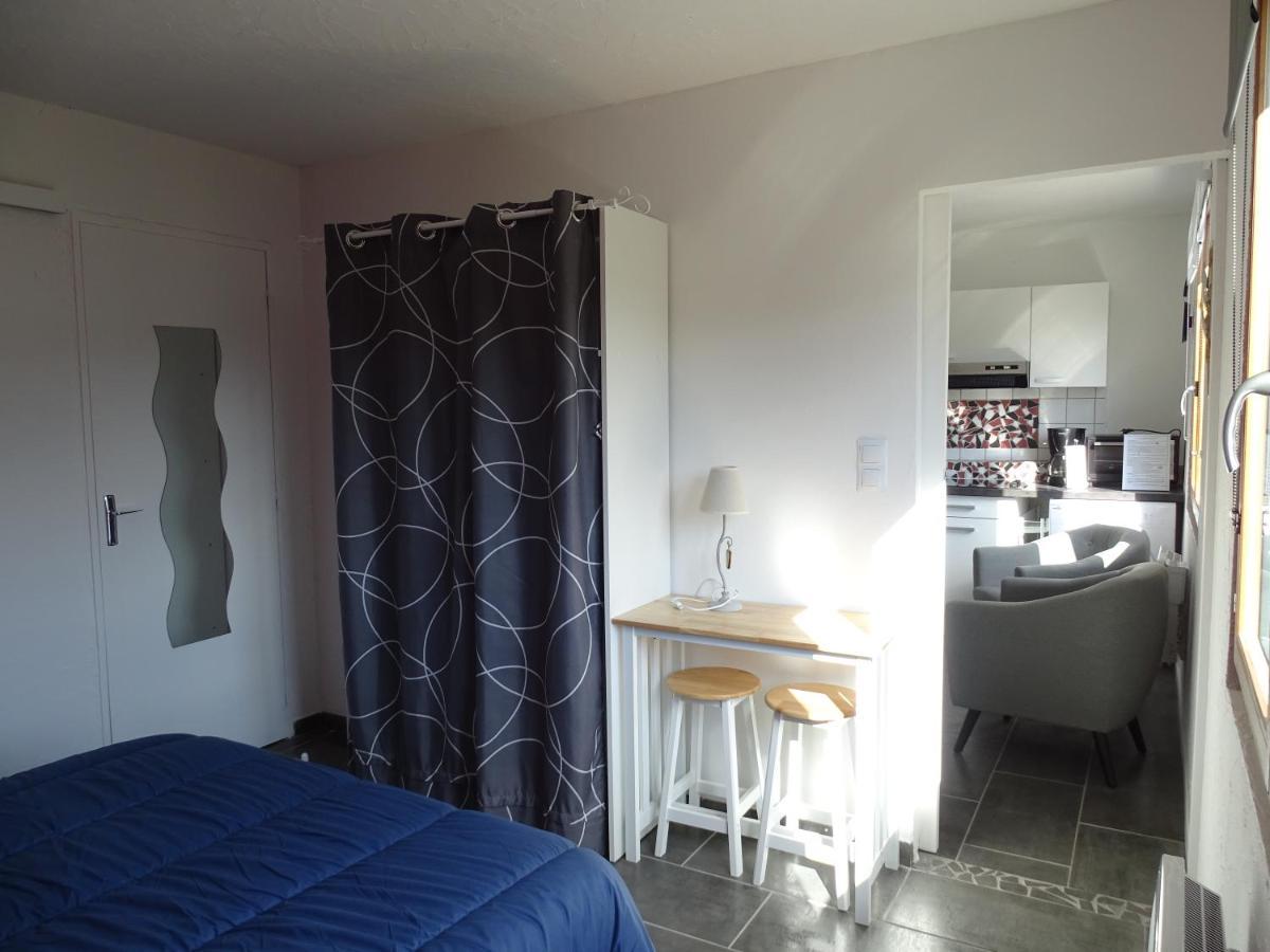 Domaine L'Imperatrice Apartment พลอมบิแอร์ส-เลส์-แบ็งส์ ภายนอก รูปภาพ